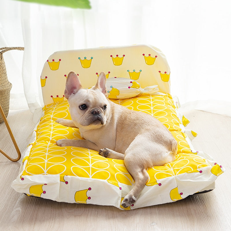 Washable Plush Pet Bed for Dogs & Cats — Non-Slip, Sizes S/M/L