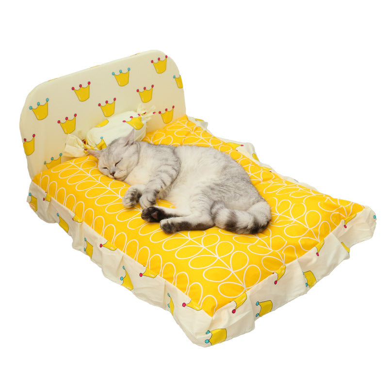 Washable Plush Pet Bed for Dogs & Cats — Non-Slip, Sizes S/M/L